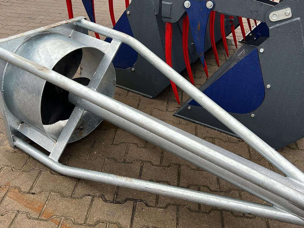 METAL-TECHNIK Güllemixer / Slurry agitator / Agitateur de lisier / Miscelatore / Смеситель жидкого удобрения / Mieszadło do gnojowicy 5,4 m - Maquinaria para fertilización: foto 1 METAL-TECHNIK Güllemixer / Slurry agitator / Agitateur de lisier / Miscelatore / Смеситель жидкого удобрения / Mieszadło do gnojowicy 5,4 m - Maquinaria para fertilización: foto 1