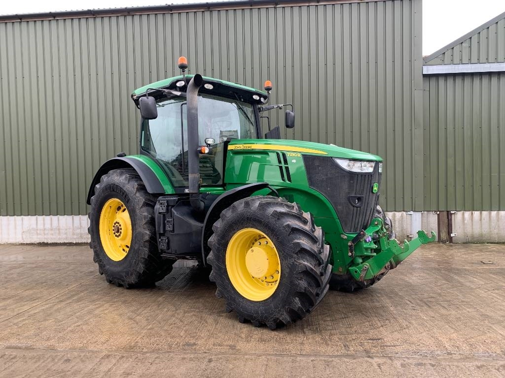 John Deere 7230 R - Tractor: foto 2 John Deere 7230 R - Tractor: foto 2