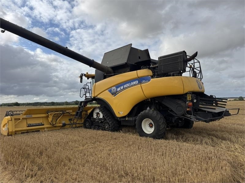 New Holland CR9090 Rotary Combine **Video Below** - Accesorios para cosechadoras: foto 3 New Holland CR9090 Rotary Combine **Video Below** - Accesorios para cosechadoras: foto 3