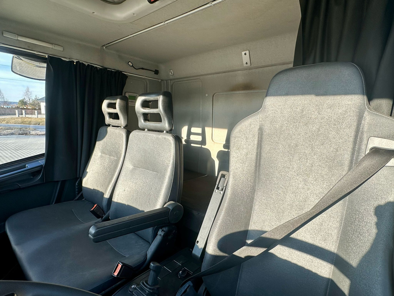 Leasing de IVECO EUROCARGO 160-280 / CHŁODNIA / 6.1 M DŁUGOŚCI / 15 EUROPALET / AUTOMAT / SYPIALKA / NISKI PRZEBIEG / 16 TON DMC / CARRIER SPALINOWO - ELEKTRYCZNY / 2018 ROK IVECO EUROCARGO 160-280 / CHŁODNIA / 6.1 M DŁUGOŚCI / 15 EUROPALET / AUTOMAT / SYPIALKA / NISKI PRZEBIEG / 16 TON DMC / CARRIER SPALINOWO - ELEKTRYCZNY / 2018 ROK: foto 17