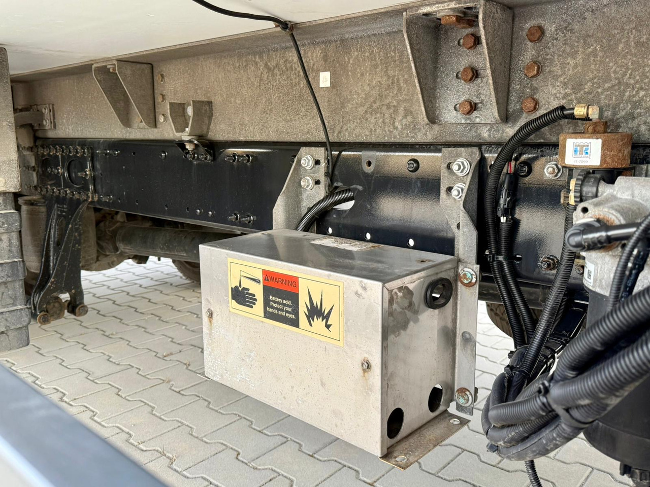 Leasing de MAN TGM 15.290 / CHŁODNIA / WINDA / SCHMITZ / 18 PALET / AUTOMAT / NISKI PRZEBIEG / 2020 ROK / EURO 6 MAN TGM 15.290 / CHŁODNIA / WINDA / SCHMITZ / 18 PALET / AUTOMAT / NISKI PRZEBIEG / 2020 ROK / EURO 6: foto 20