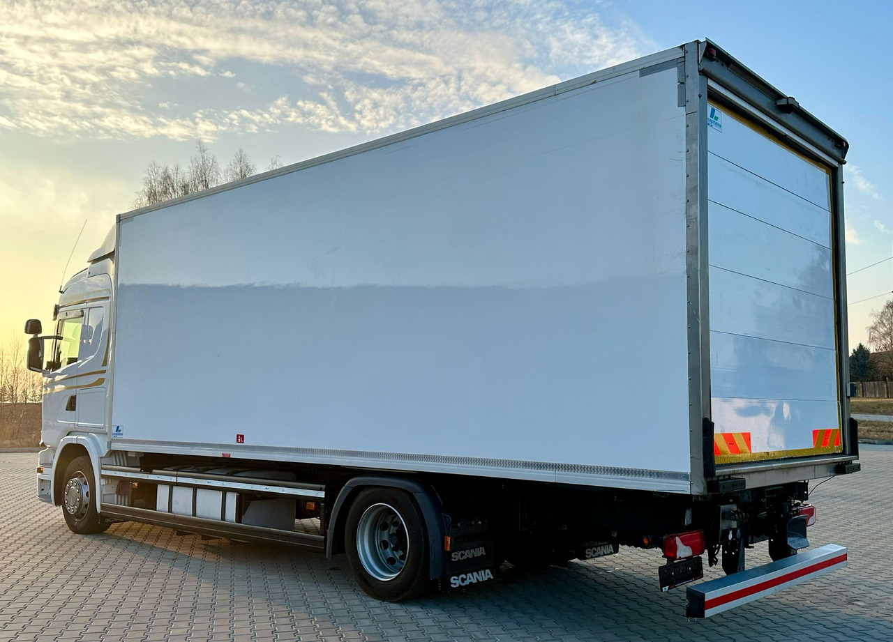 SCANIA G360 / IZOTERMA / 6.8 M DŁUGOŚCI / AUTOMAT / CAŁA NA PODUSZKACH / KLIMA POSTOJOWA / ELEKTRYCZNA ROLETA TYŁ / SYPIALKA - Camión isotérmico: foto 5 SCANIA G360 / IZOTERMA / 6.8 M DŁUGOŚCI / AUTOMAT / CAŁA NA PODUSZKACH / KLIMA POSTOJOWA / ELEKTRYCZNA ROLETA TYŁ / SYPIALKA - Camión isotérmico: foto 5