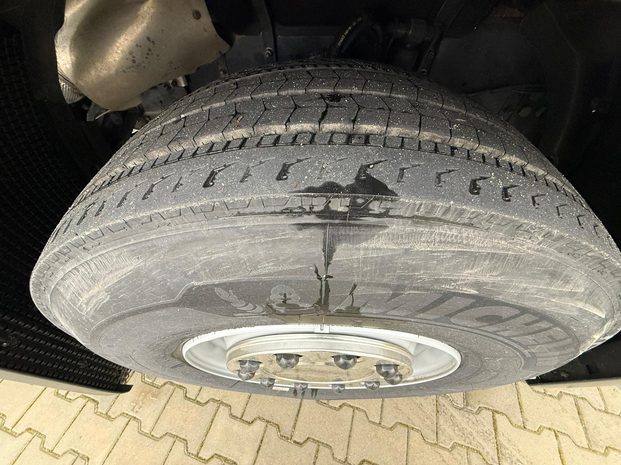 Leasing de SCANIA P320 / PLATFORMA / NOWY / 5 TYŚ KM / SYPIALKA / 2023 ROK / CAŁA NA PODUSZKACH / 7.7 M DŁUGOŚCI / LAWETA / DO PRZEWOZU MASZYN ROLNICZYCH ITP SCANIA P320 / PLATFORMA / NOWY / 5 TYŚ KM / SYPIALKA / 2023 ROK / CAŁA NA PODUSZKACH / 7.7 M DŁUGOŚCI / LAWETA / DO PRZEWOZU MASZYN ROLNICZYCH ITP: foto 19