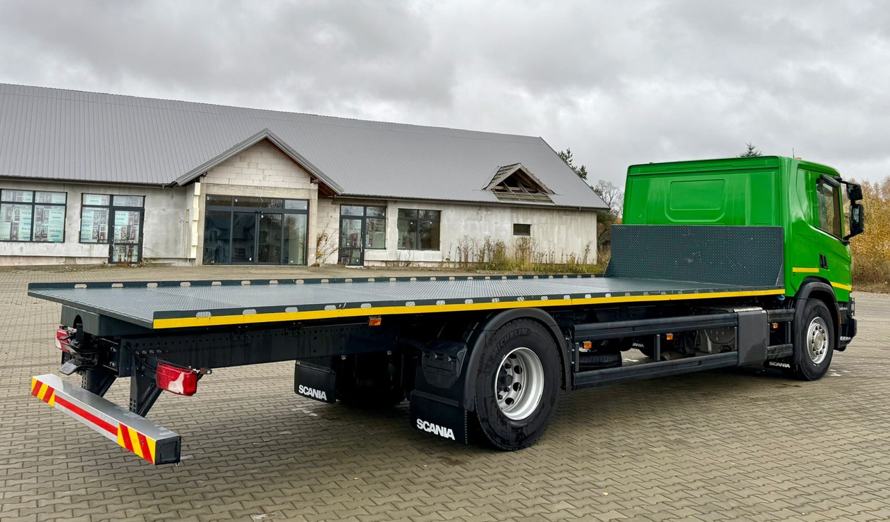 SCANIA P320 / PLATFORMA / NOWY / 5 TYŚ KM / SYPIALKA / 2023 ROK / CAŁA NA PODUSZKACH / 7.7 M DŁUGOŚCI / LAWETA / DO PRZEWOZU MASZYN ROLNICZYCH ITP - Camión caja abierta: foto 4 SCANIA P320 / PLATFORMA / NOWY / 5 TYŚ KM / SYPIALKA / 2023 ROK / CAŁA NA PODUSZKACH / 7.7 M DŁUGOŚCI / LAWETA / DO PRZEWOZU MASZYN ROLNICZYCH ITP - Camión caja abierta: foto 4
