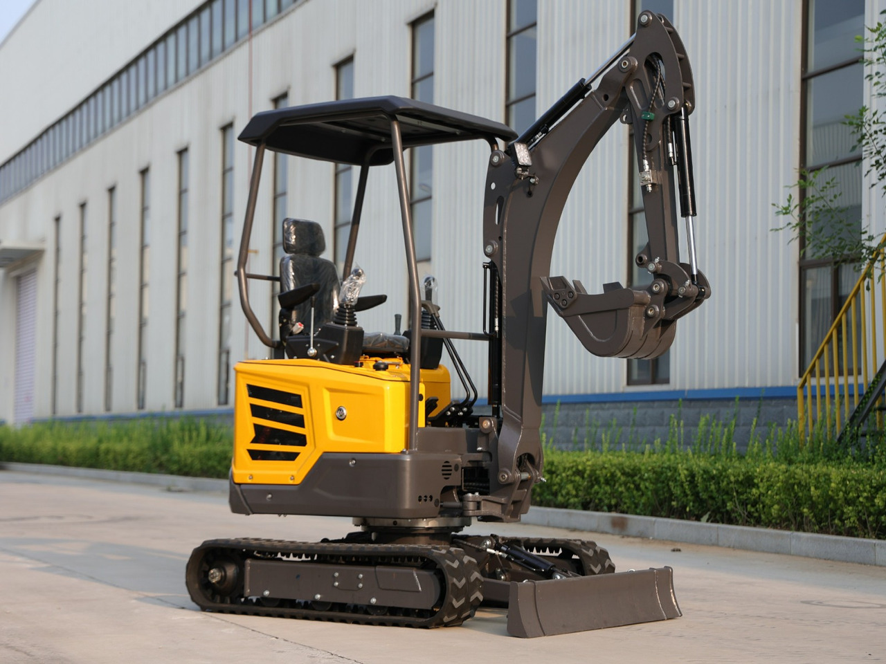 KUBOTA Diesel Mini excavator 2 Ton - Müller machinery MB 20 - SH - Miniexcavadora: foto 4 KUBOTA Diesel Mini excavator 2 Ton - Müller machinery MB 20 - SH - Miniexcavadora: foto 4