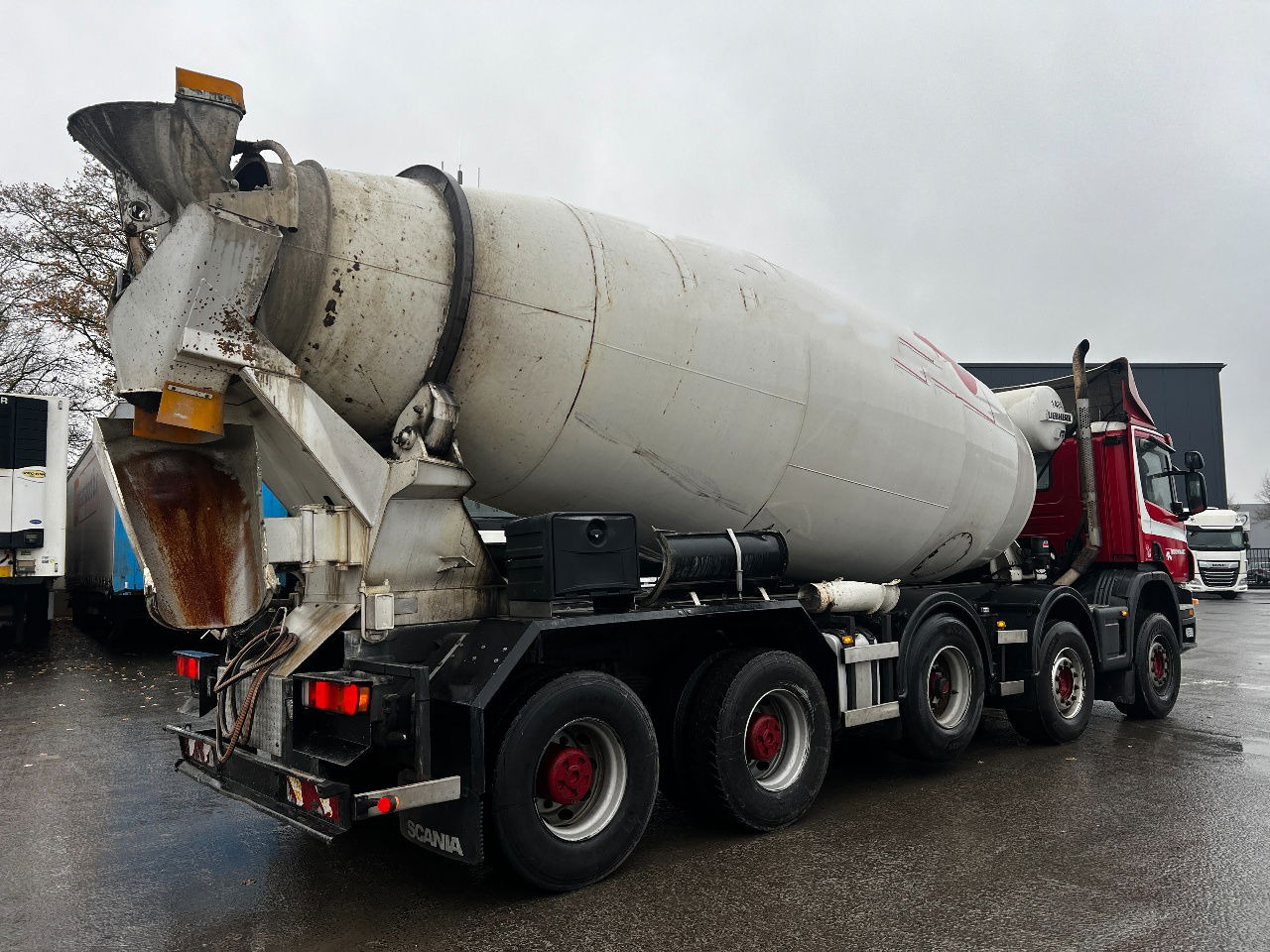 Scania P420 10x4, 15m3 Liebherr, full steel - Camión hormigonera: foto 3 Scania P420 10x4, 15m3 Liebherr, full steel - Camión hormigonera: foto 3