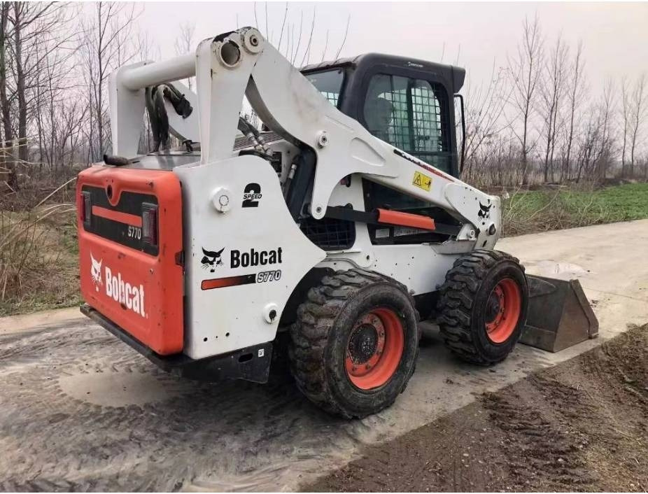 Bobcat S 770 - Minicargadora: foto 1 Bobcat S 770 - Minicargadora: foto 1