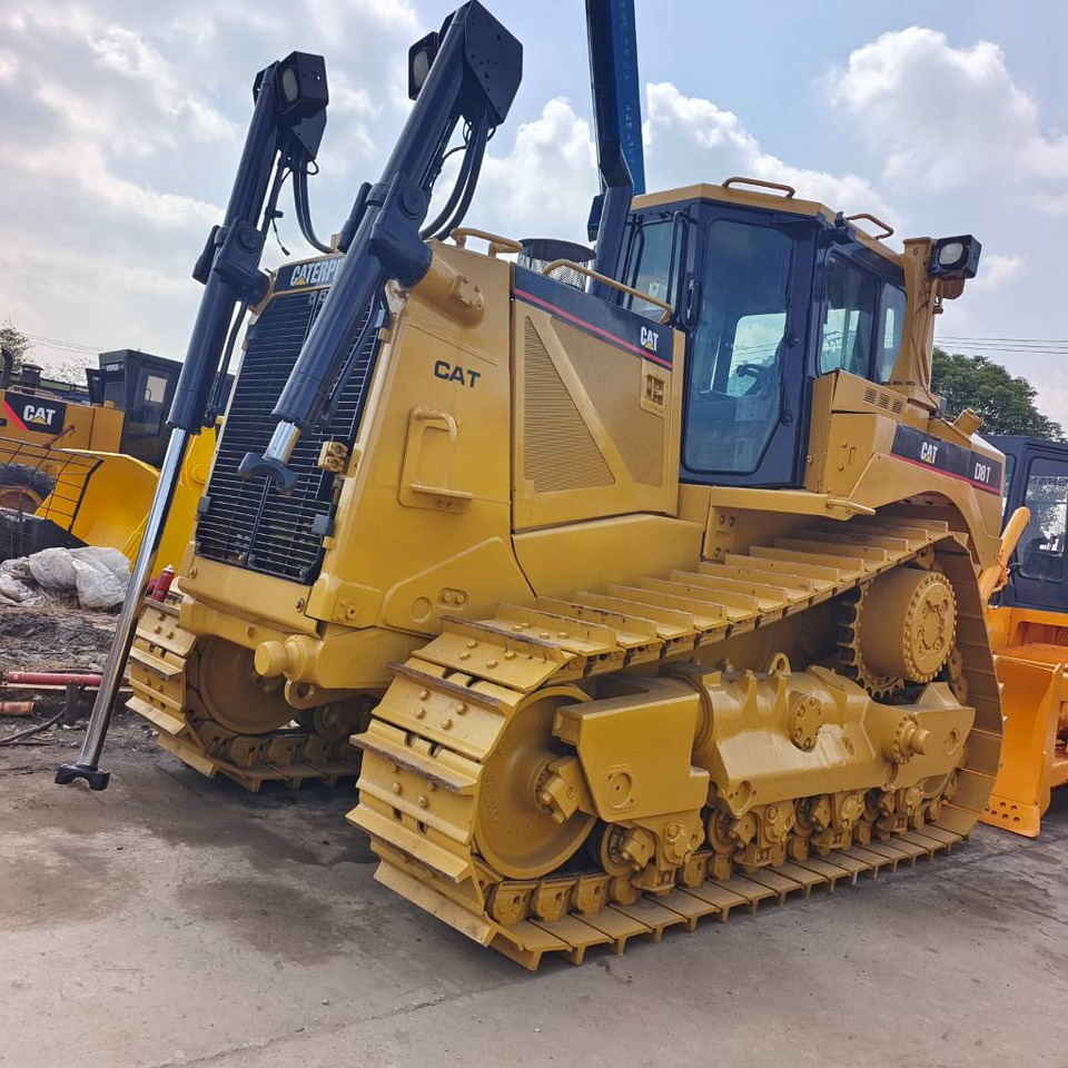 CAT D 8 T - Bulldozer: foto 1 CAT D 8 T - Bulldozer: foto 1