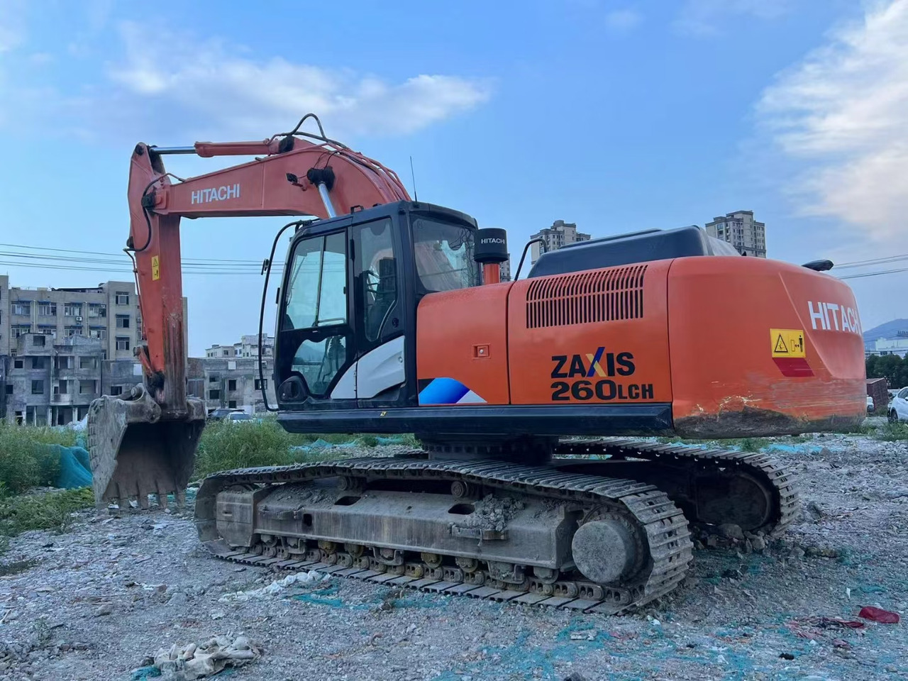 Excavadora de cadenas HITACHI ZX260: foto 1