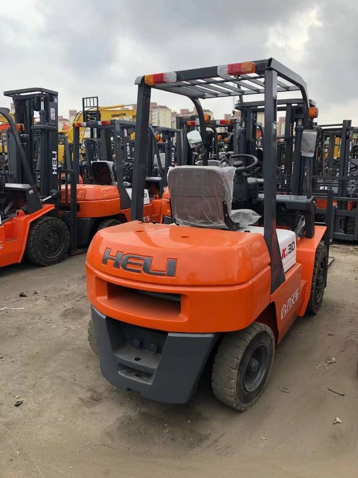 Heli FD 30 - Carretilla elevadora diésel: foto 3 Heli FD 30 - Carretilla elevadora diésel: foto 3