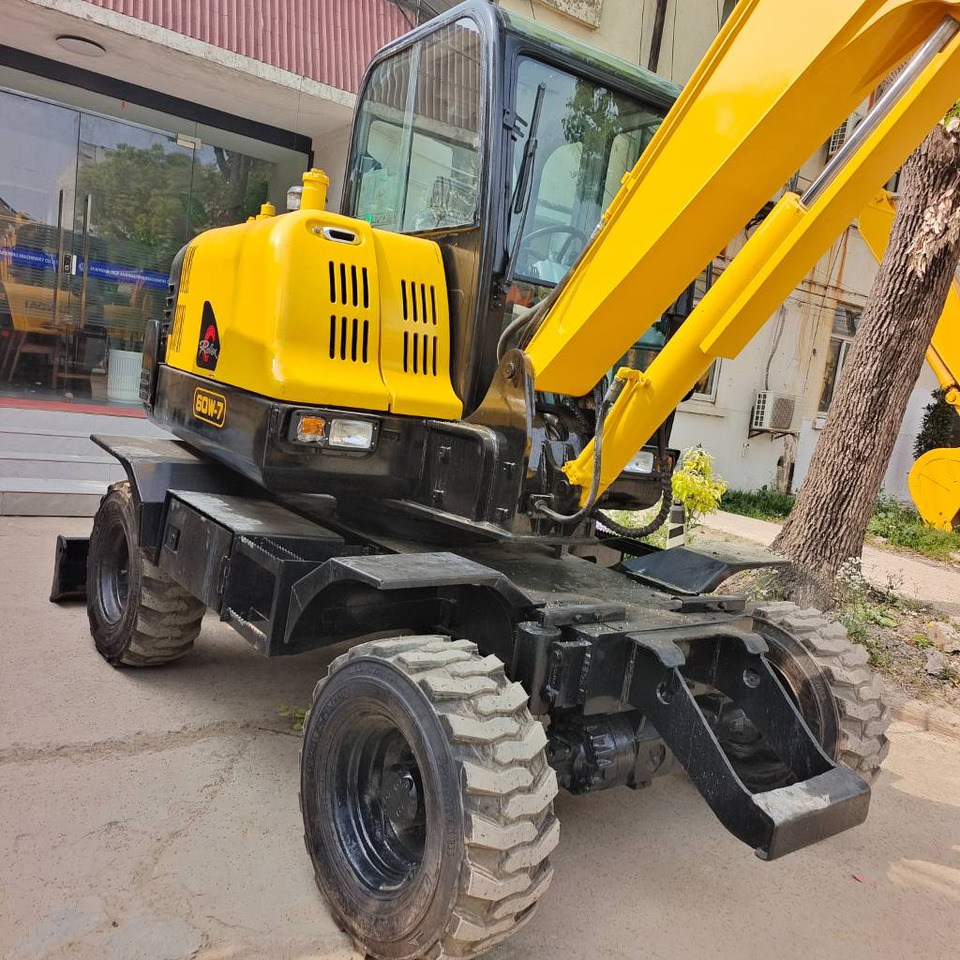 Hyundai 60 W-7 60W-9 - Excavadora de ruedas: foto 3 Hyundai 60 W-7 60W-9 - Excavadora de ruedas: foto 3