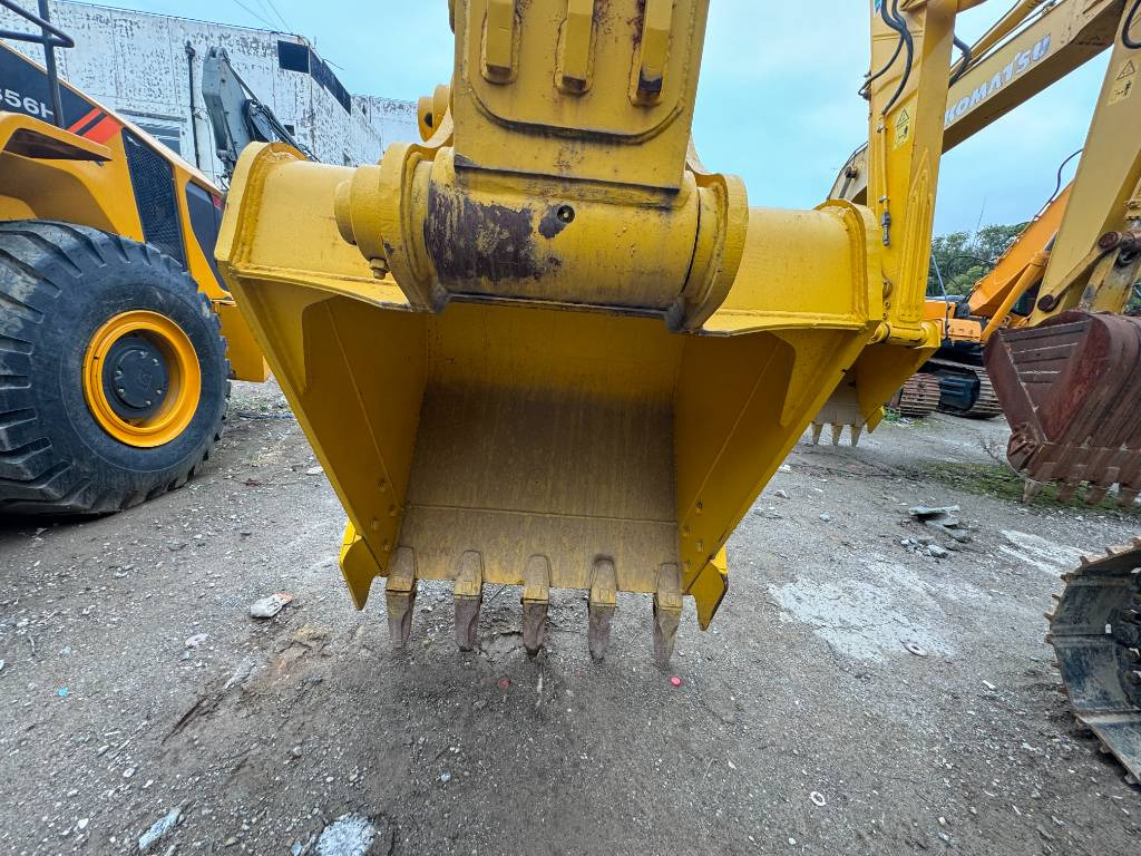 Excavadora de cadenas Komatsu Komatsu PC 210 LC-8: foto 24