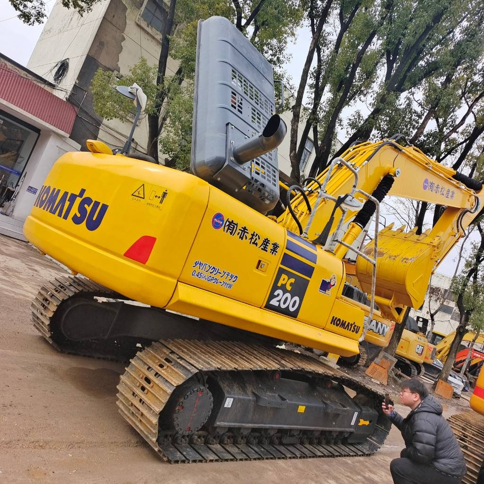 Komatsu PC 200 8N - Excavadora de cadenas: foto 1 Komatsu PC 200 8N - Excavadora de cadenas: foto 1