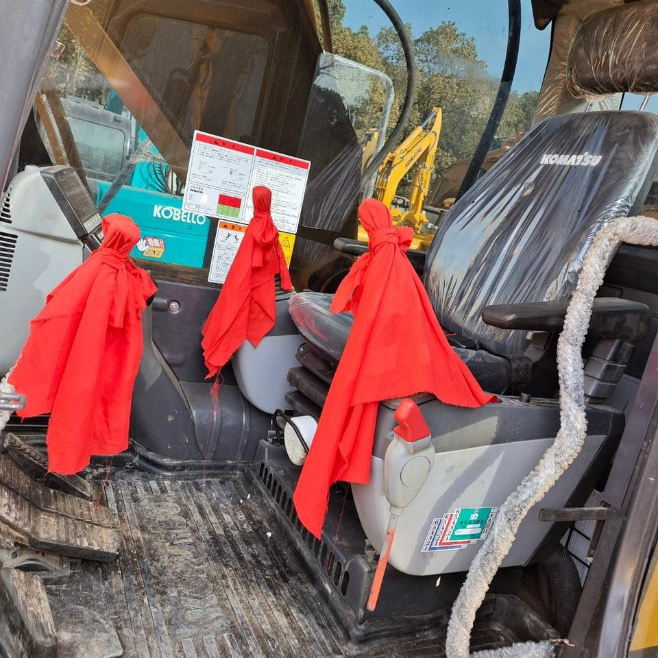 Komatsu PC 200 - Excavadora de cadenas: foto 5 Komatsu PC 200 - Excavadora de cadenas: foto 5