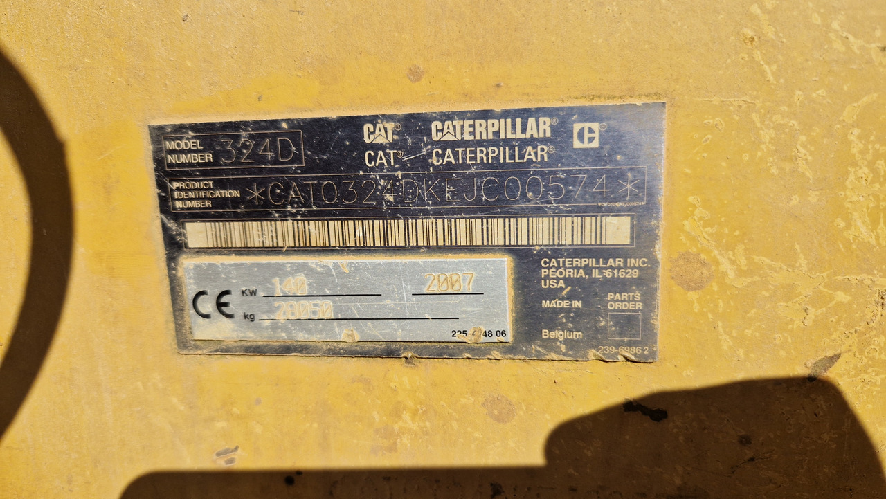 CAT 324 D Deutsche Maschine | Schnellwechsler | Löffel | Hammerhydraulik | 8016h original - Excavadora de cadenas: foto 3 CAT 324 D Deutsche Maschine | Schnellwechsler | Löffel | Hammerhydraulik | 8016h original - Excavadora de cadenas: foto 3