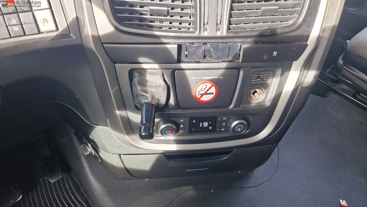 Iveco Stralis 460 Vollspoiler 3x vorhanden - Cabeza tractora: foto 4 Iveco Stralis 460 Vollspoiler 3x vorhanden - Cabeza tractora: foto 4