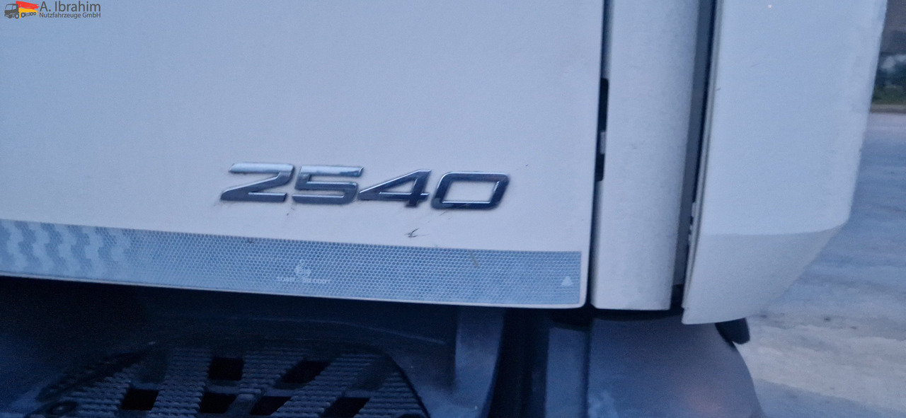 Mercedes-Benz 2540L Frigoblock, 6x2 Lenk-Liftachse , LBW - Camión: foto 5 Mercedes-Benz 2540L Frigoblock, 6x2 Lenk-Liftachse , LBW - Camión: foto 5