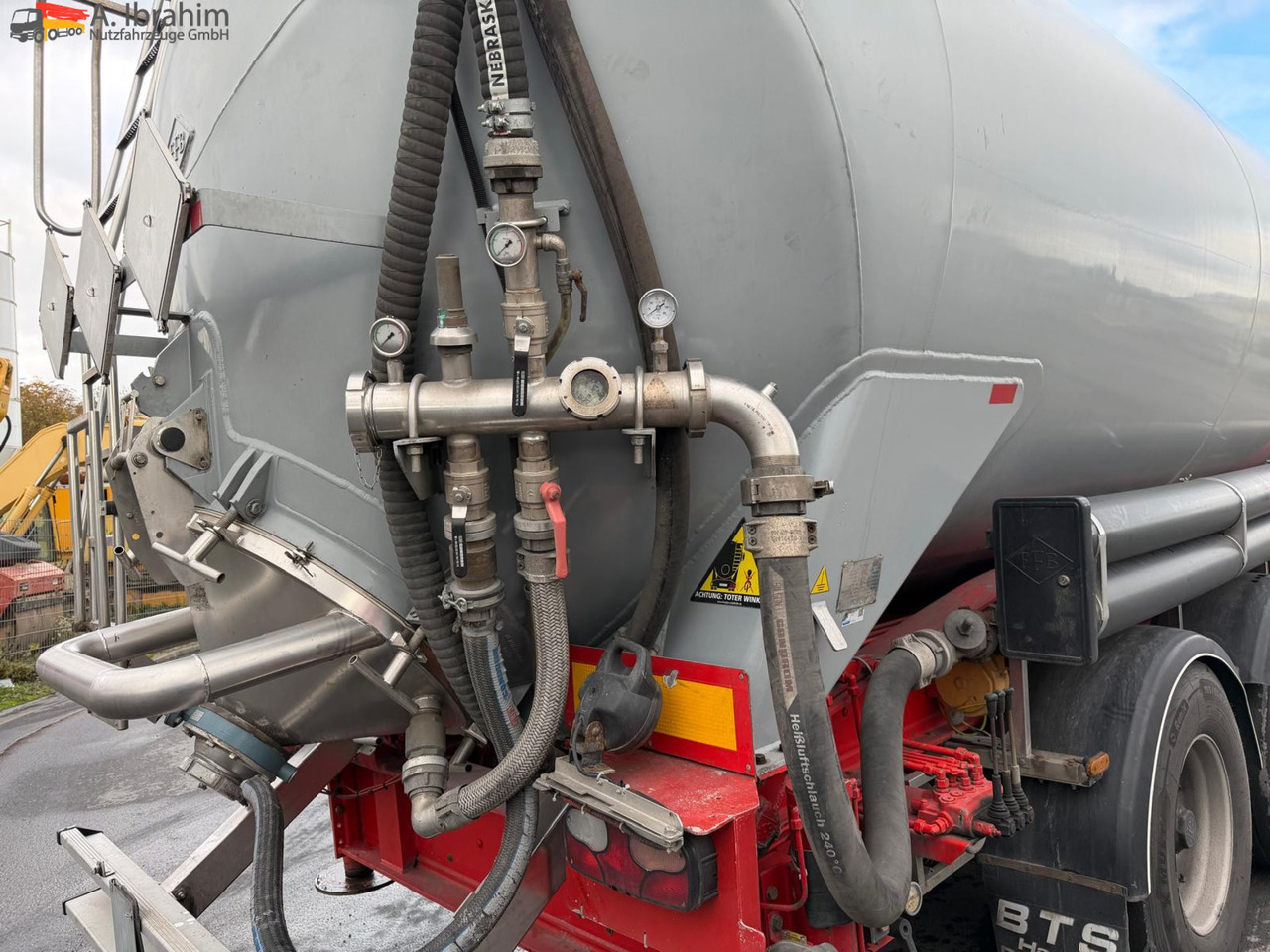 Feldbinder KIP 57.3 Kippsilo | 57 m³ | Scheibenbremse | 1 Kammer | 24V Hydr. - Semirremolque silo: foto 2 Feldbinder KIP 57.3 Kippsilo | 57 m³ | Scheibenbremse | 1 Kammer | 24V Hydr. - Semirremolque silo: foto 2