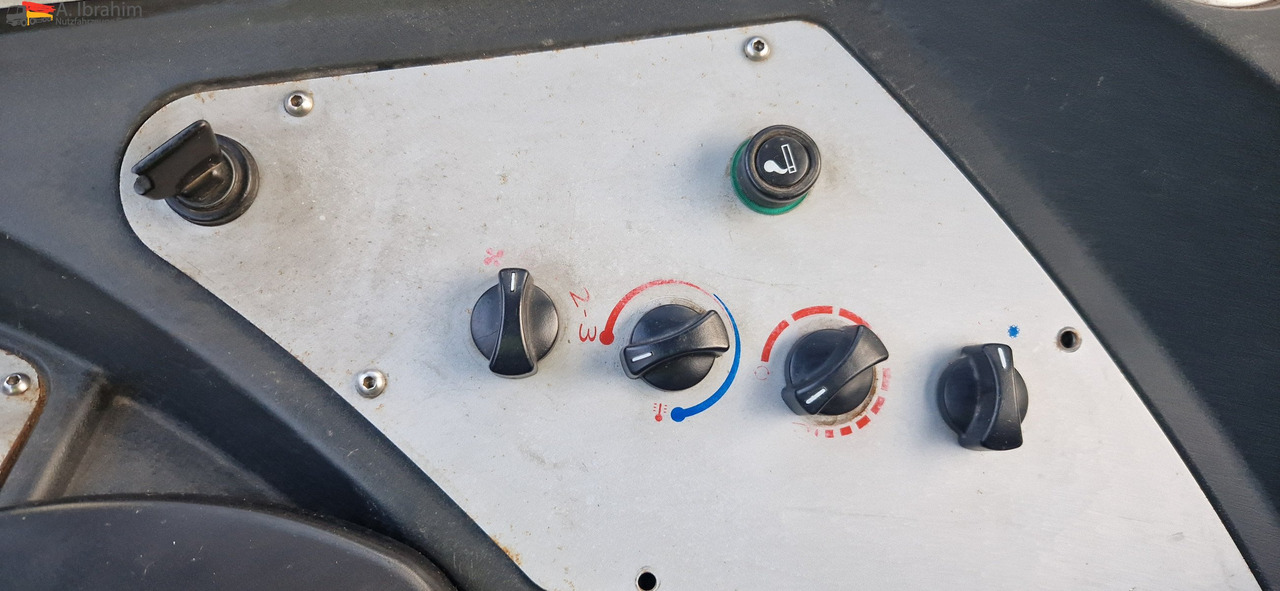 JCB 436Z Hochkippschaufel Wandler neu, Ölpumpe neu - Cargadora de ruedas: foto 4 JCB 436Z Hochkippschaufel Wandler neu, Ölpumpe neu - Cargadora de ruedas: foto 4