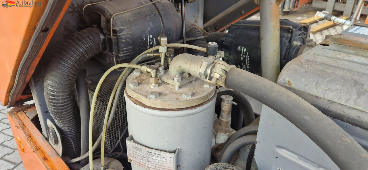 Demag SC 40 DS-2 Kompressor, Deutzmotor - Maquinaria de construcción: foto 5 Demag SC 40 DS-2 Kompressor, Deutzmotor - Maquinaria de construcción: foto 5