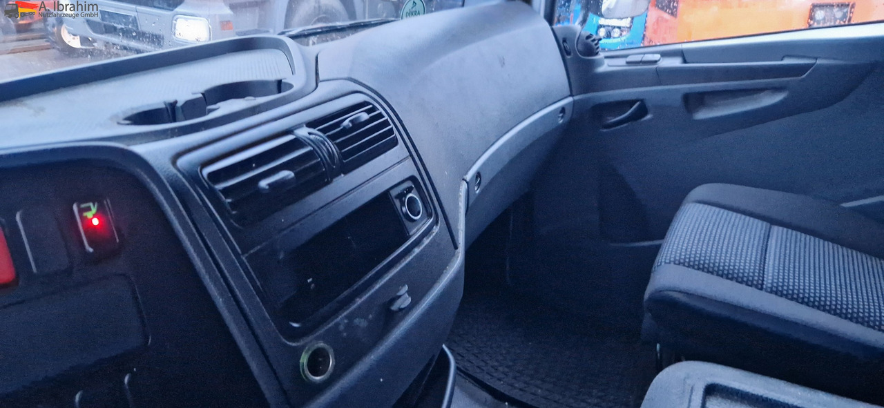 Mercedes-Benz 816 Koffer, LBW - Furgoneta caja cerrada: foto 2 Mercedes-Benz 816 Koffer, LBW - Furgoneta caja cerrada: foto 2