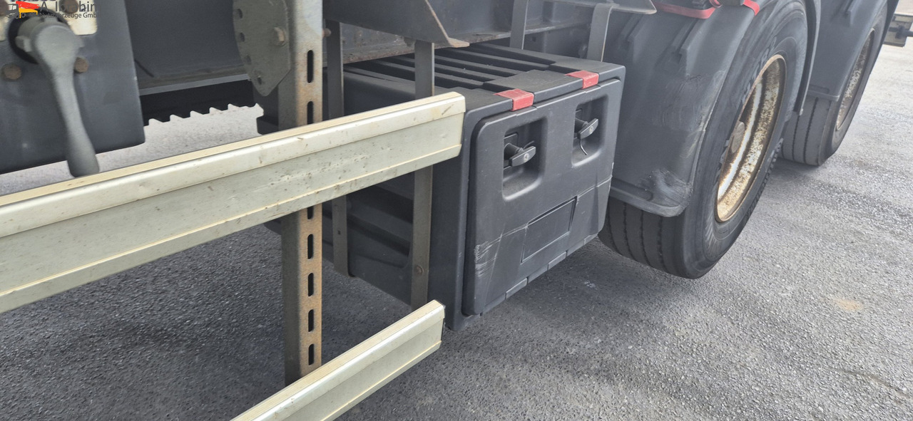 Ortmann 2 achser, Liftachse, Lenkachse - Semirremolque plataforma/ Caja abierta: foto 2 Ortmann 2 achser, Liftachse, Lenkachse - Semirremolque plataforma/ Caja abierta: foto 2