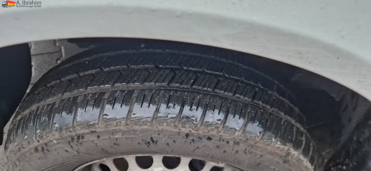 VW Crafter 2.0 L Diesel Zahnriemen, Wasserpumpe neu - Furgón: foto 5 VW Crafter 2.0 L Diesel Zahnriemen, Wasserpumpe neu - Furgón: foto 5