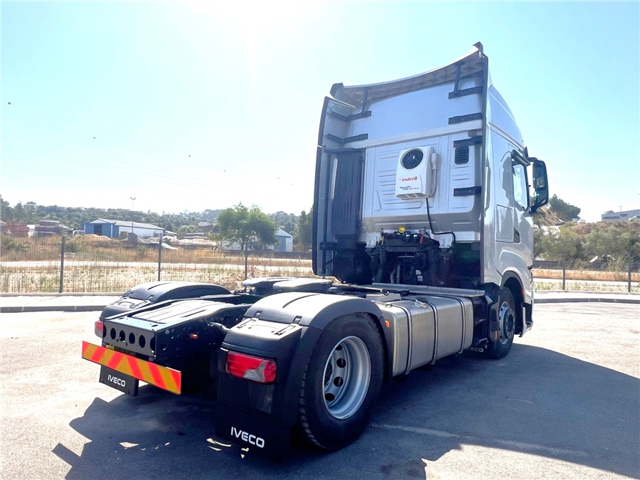 Iveco S-WAY 500 - Cabeza tractora: foto 4 Iveco S-WAY 500 - Cabeza tractora: foto 4