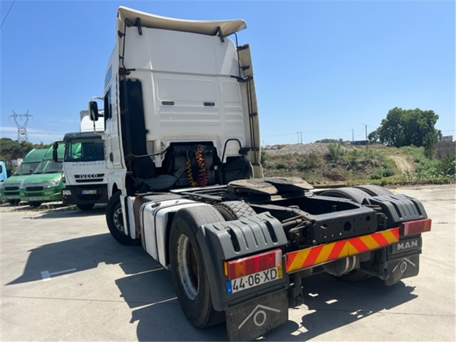 MAN TGA18.460 - Cabeza tractora: foto 4 MAN TGA18.460 - Cabeza tractora: foto 4