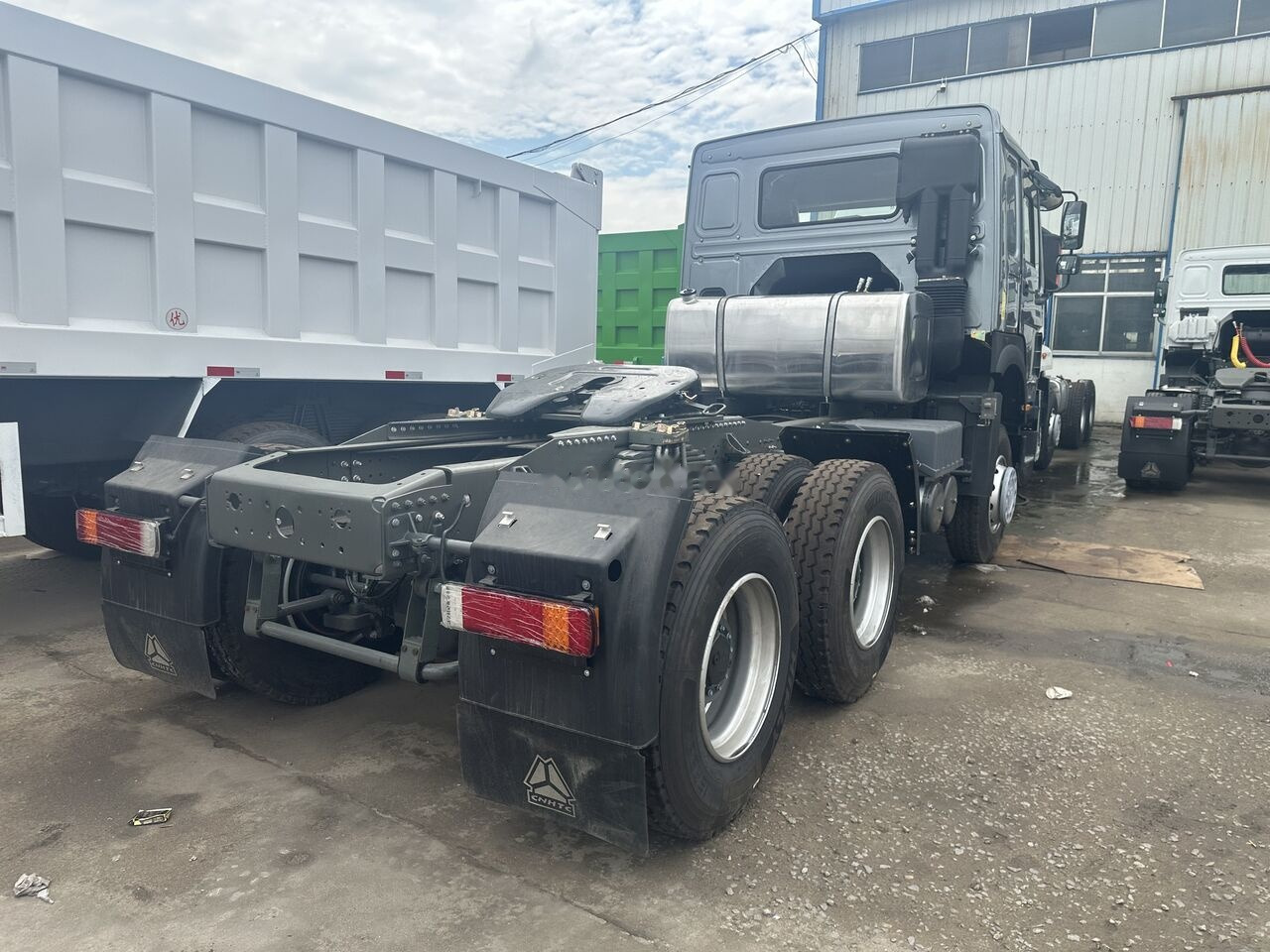 Howo  - Cabeza tractora: foto 5 Howo  - Cabeza tractora: foto 5