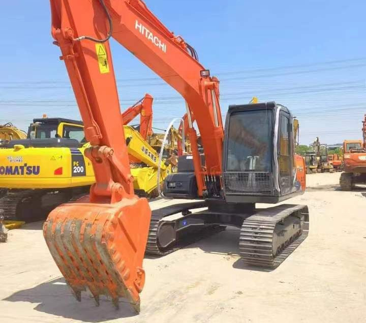 Hitachi ZX120 - Excavadora de cadenas: foto 1 Hitachi ZX120 - Excavadora de cadenas: foto 1