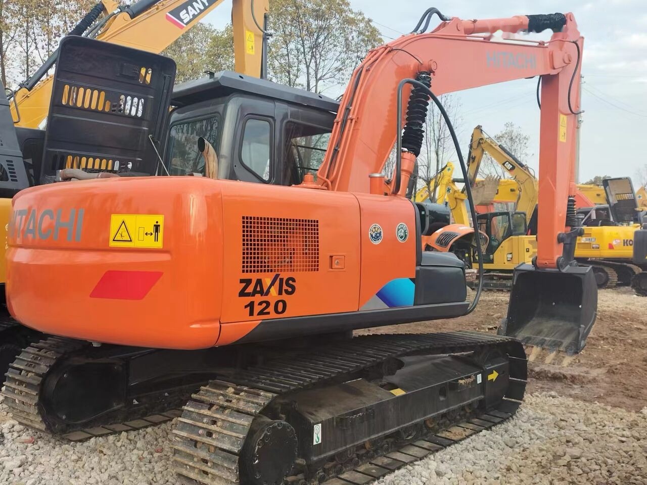Hitachi ZX120 - Excavadora de cadenas: foto 3 Hitachi ZX120 - Excavadora de cadenas: foto 3