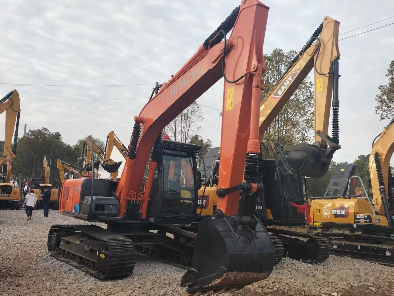 Hitachi ZX120 - Excavadora de cadenas: foto 4 Hitachi ZX120 - Excavadora de cadenas: foto 4