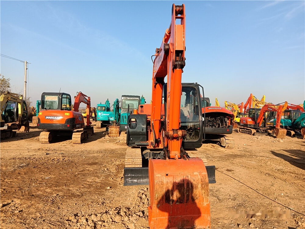 Hitachi ZX60 - Miniexcavadora: foto 2 Hitachi ZX60 - Miniexcavadora: foto 2