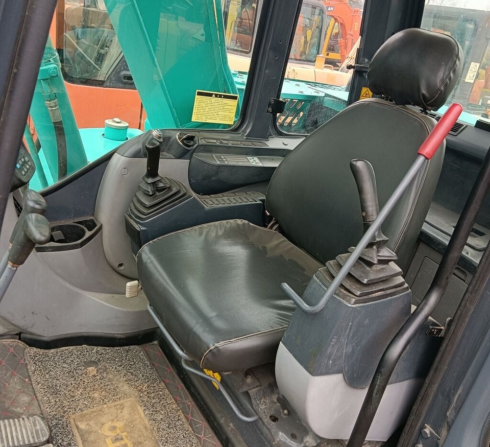 Kobelco SK75-8 - Excavadora de cadenas: foto 3 Kobelco SK75-8 - Excavadora de cadenas: foto 3