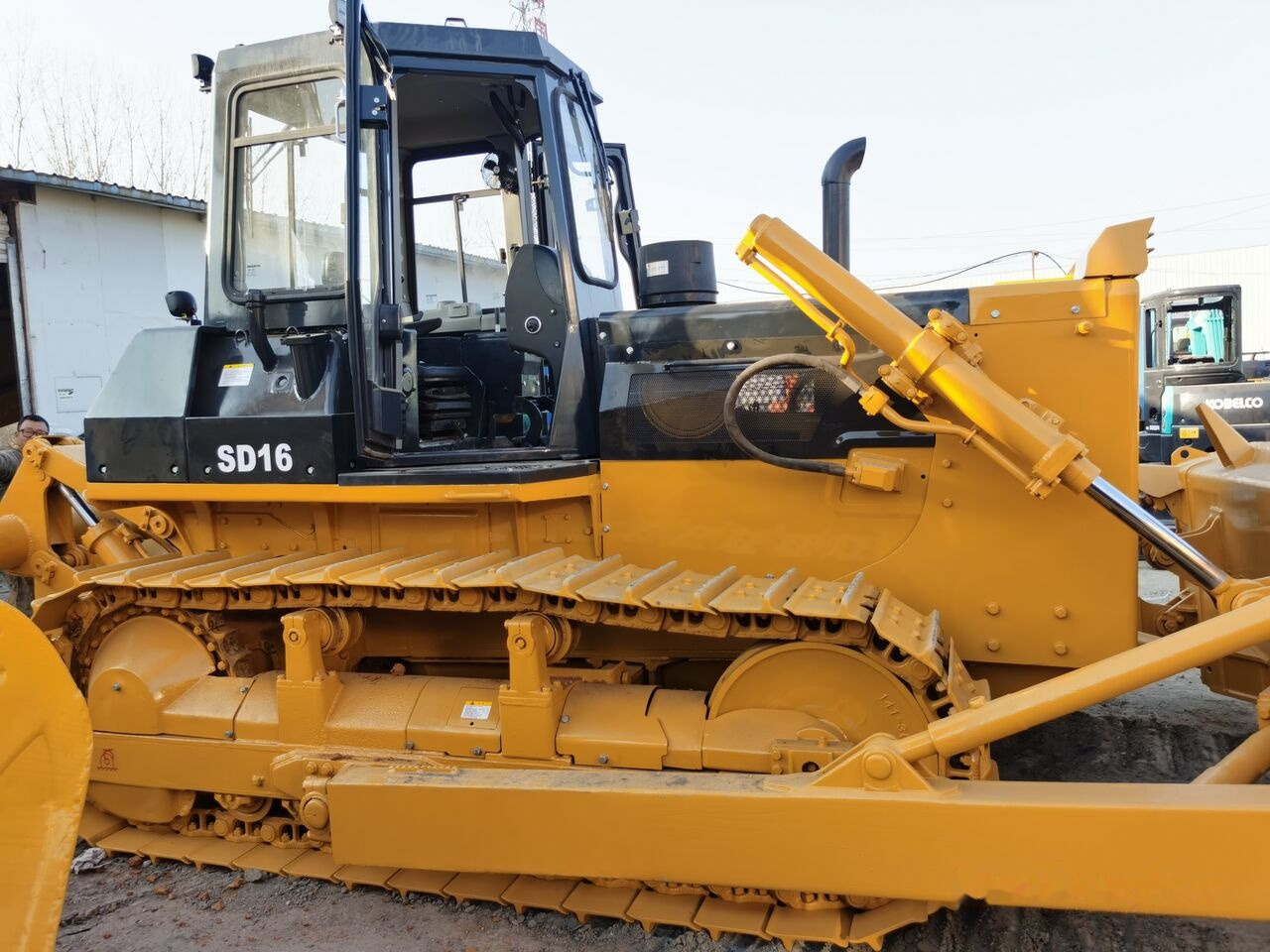 Shantui S16 - Bulldozer: foto 1 Shantui S16 - Bulldozer: foto 1