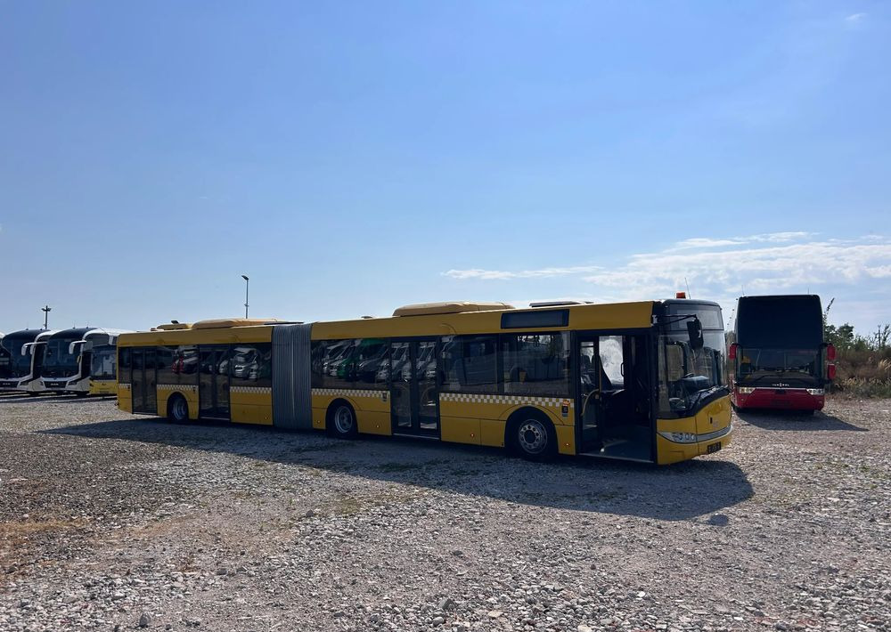 Solaris URBINO 18LE - Autobús articulado: foto 2 Solaris URBINO 18LE - Autobús articulado: foto 2