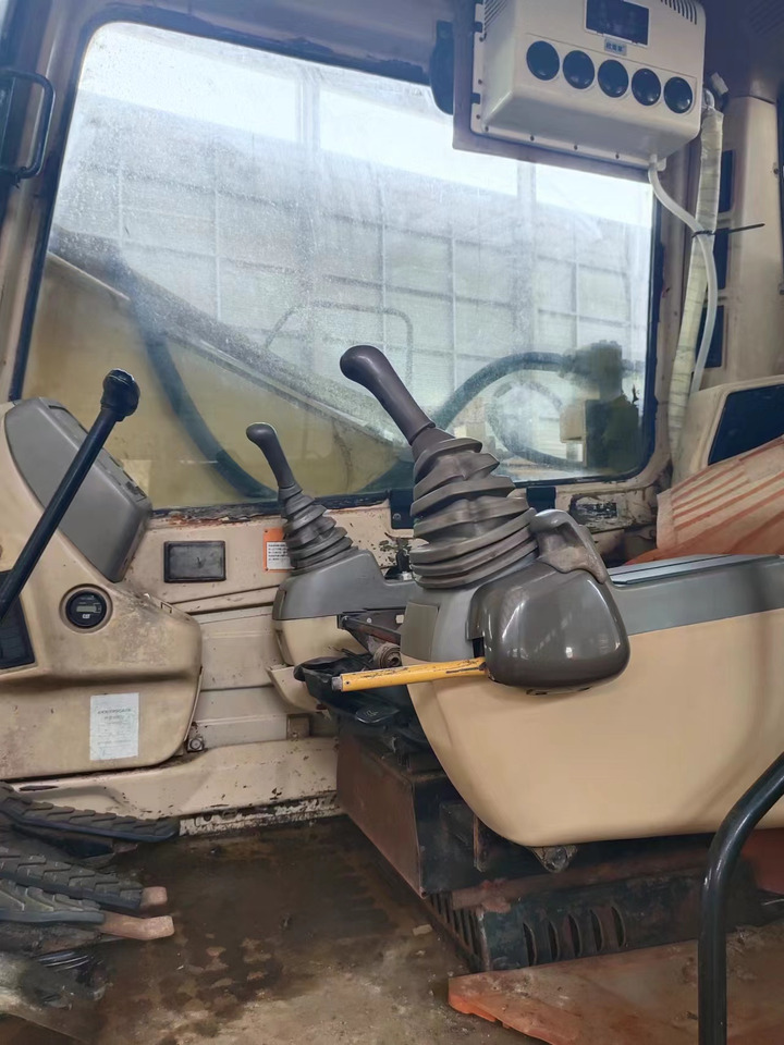 CATERPILLAR 320BL - Excavadora de cadenas: foto 4 CATERPILLAR 320BL - Excavadora de cadenas: foto 4