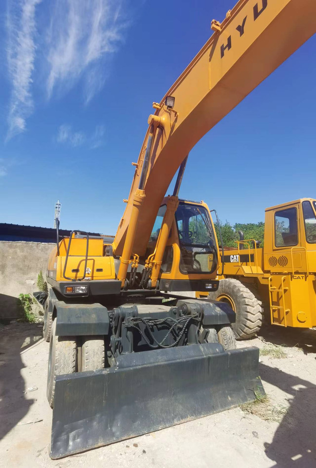 HYUNDAI ROBEX 210W-9 - Excavadora de ruedas: foto 5 HYUNDAI ROBEX 210W-9 - Excavadora de ruedas: foto 5