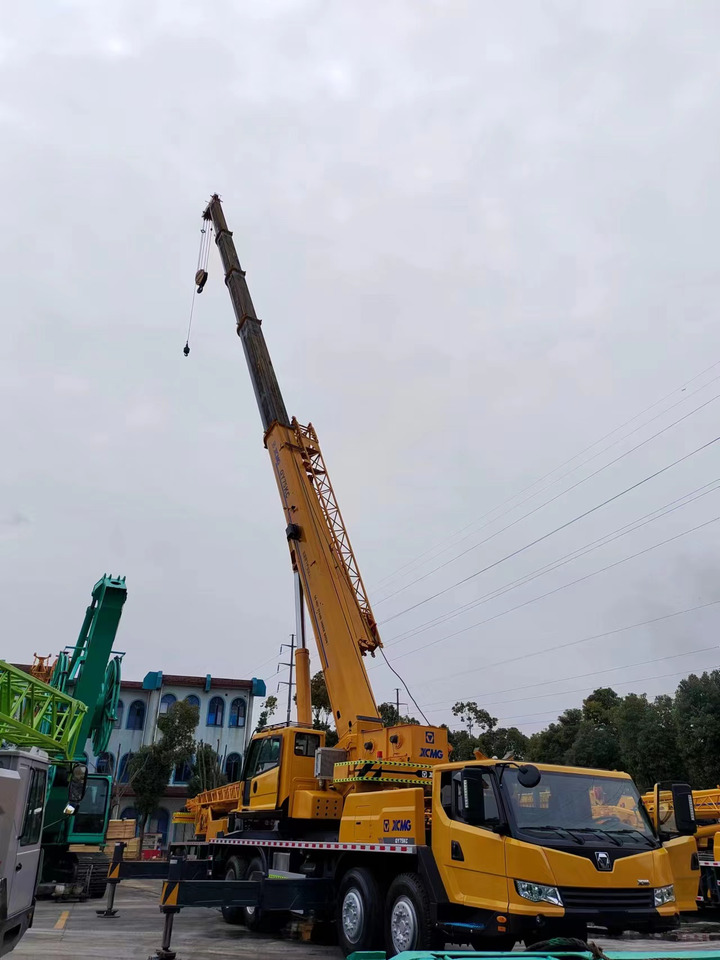 XCMG QY75KC QY75K truck crane 75tons - Autogrúa: foto 4 XCMG QY75KC QY75K truck crane 75tons - Autogrúa: foto 4