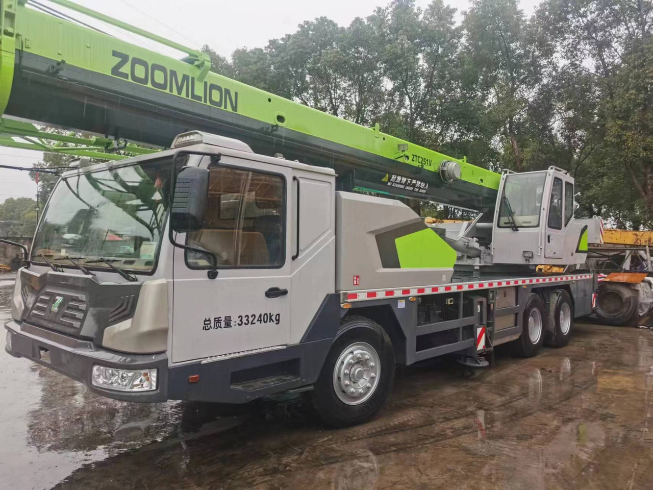 ZOOMLION ZTC251V - Autogrúa: foto 4 ZOOMLION ZTC251V - Autogrúa: foto 4