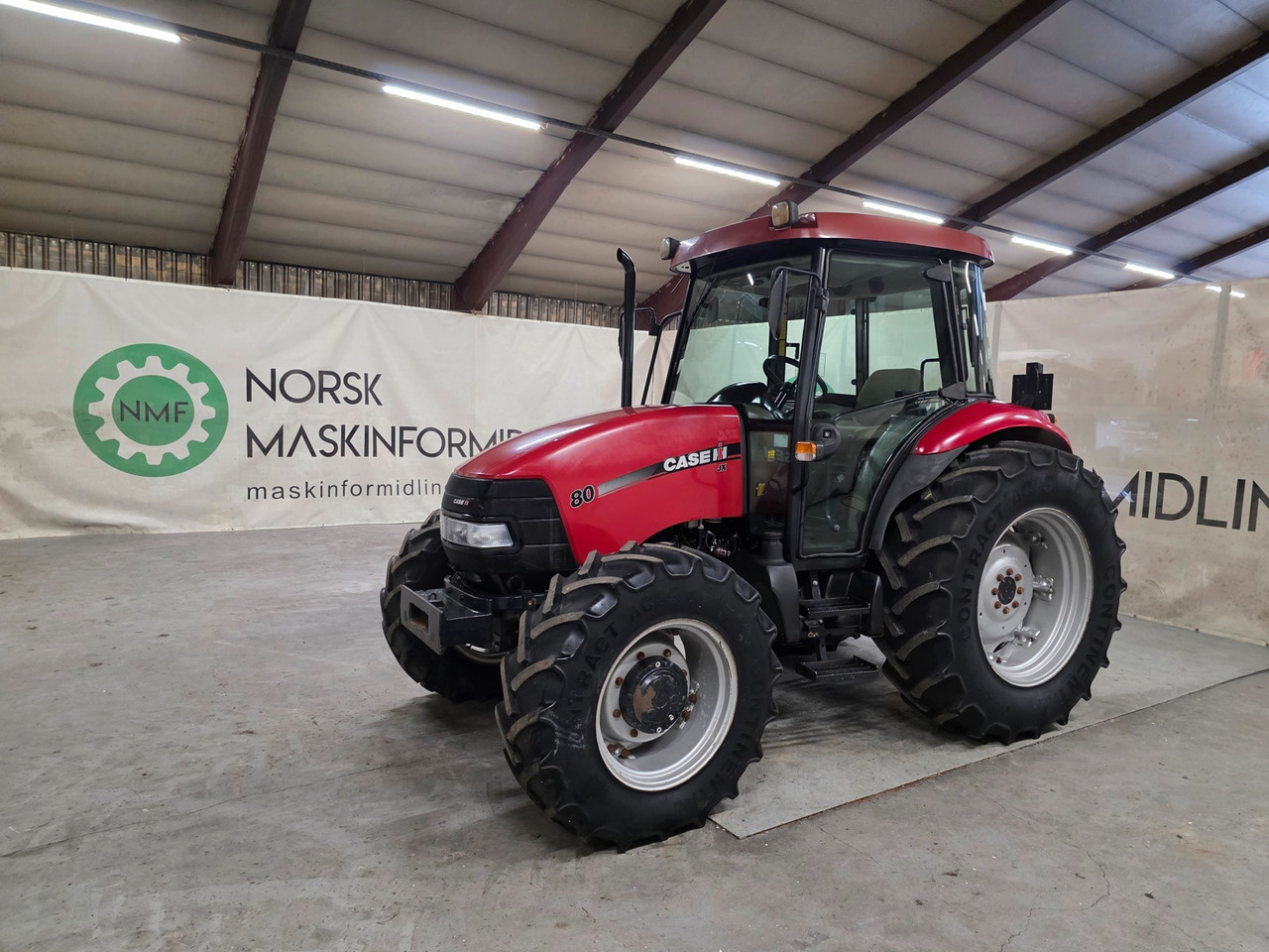 CASE IH JX80 - Tractor: foto 1 CASE IH JX80 - Tractor: foto 1
