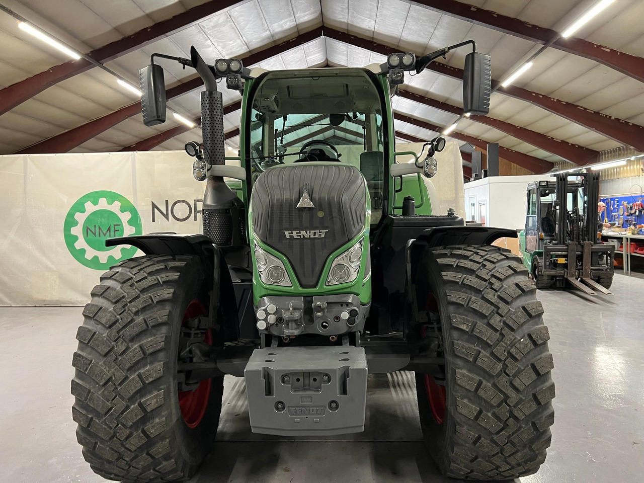 Fendt 724 Vario - Tractor: foto 4 Fendt 724 Vario - Tractor: foto 4