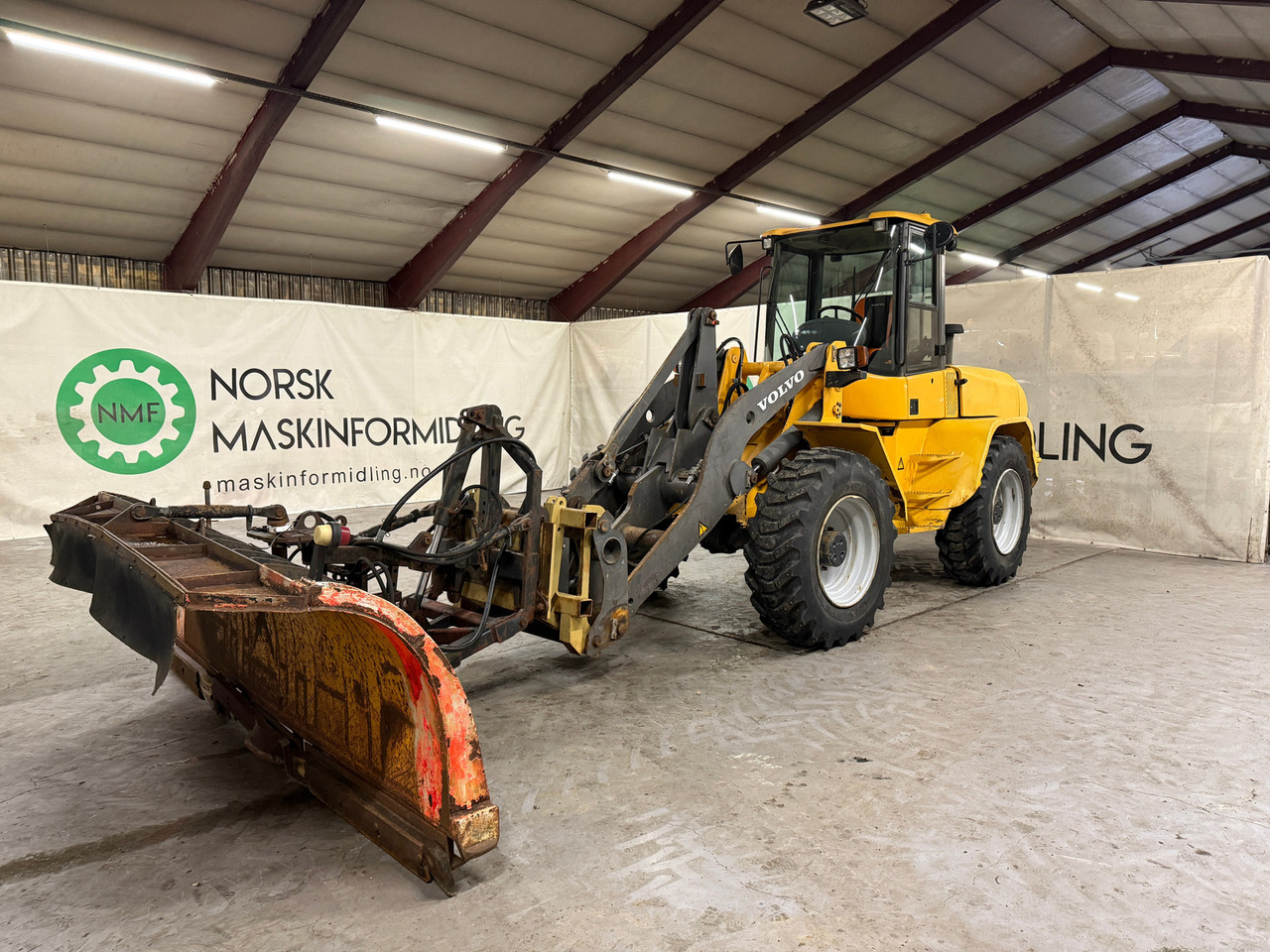 Volvo L40B-TP #Skuffe og Skjær #Kun 3458 timer - Cargadora de ruedas: foto 1 Volvo L40B-TP #Skuffe og Skjær #Kun 3458 timer - Cargadora de ruedas: foto 1