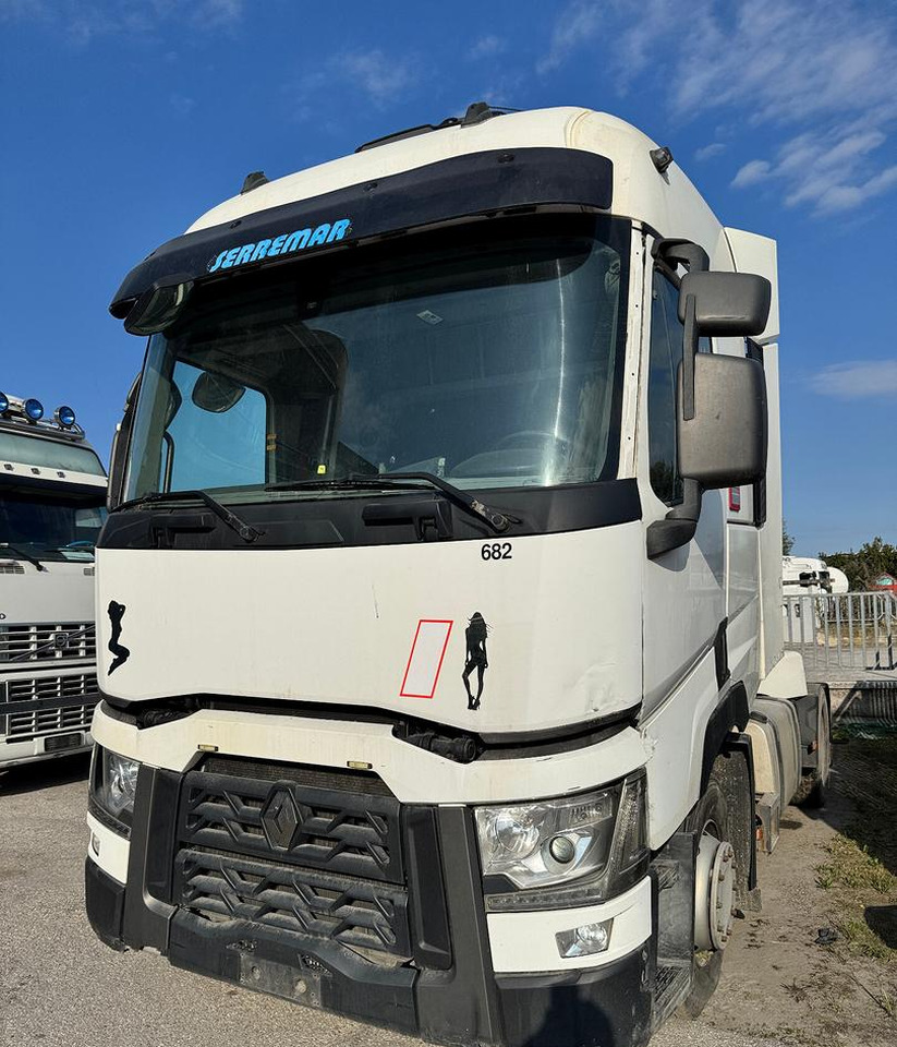 Renault T460 / 2015 / Euro 6 - Cabeza tractora: foto 2 Renault T460 / 2015 / Euro 6 - Cabeza tractora: foto 2
