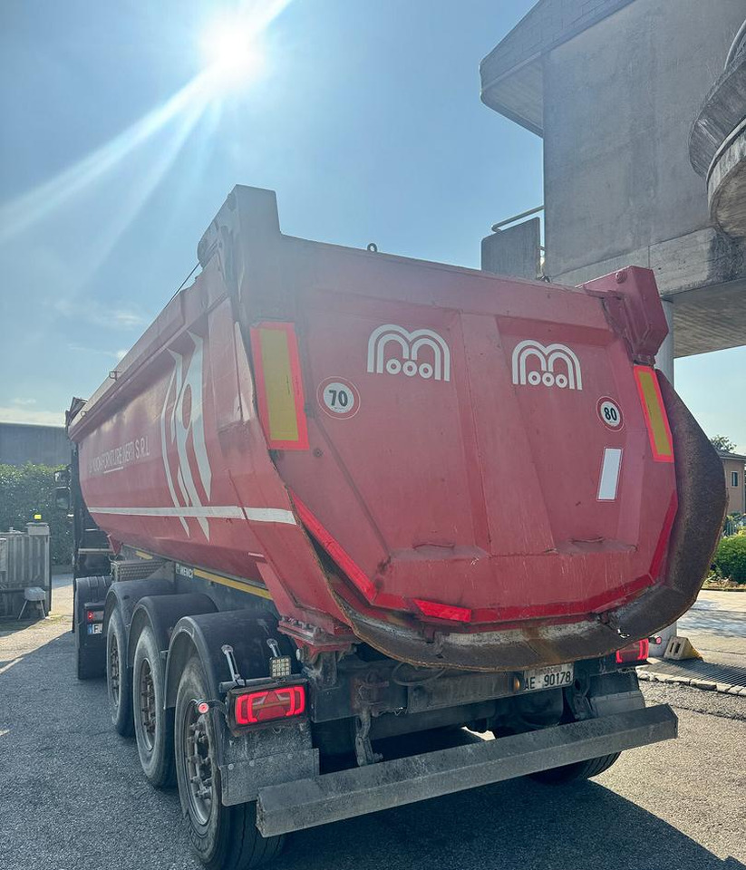 Semirimorchio MENCI VASCA RIBALTABILE - Semirremolque volquete: foto 4 Semirimorchio MENCI VASCA RIBALTABILE - Semirremolque volquete: foto 4