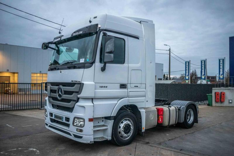 Mercedes ACTROS 1844 LS- MP3+ VOITH - Cabeza tractora: foto 1 Mercedes ACTROS 1844 LS- MP3+ VOITH - Cabeza tractora: foto 1