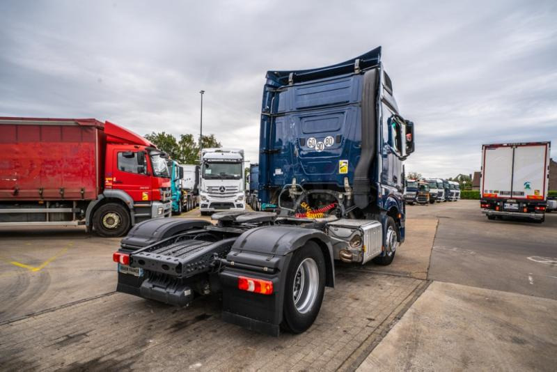 Mercedes ACTROS 1846 LS - Cabeza tractora: foto 4 Mercedes ACTROS 1846 LS - Cabeza tractora: foto 4