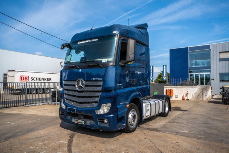 Mercedes ACTROS 1846 LS - Cabeza tractora: foto 1 Mercedes ACTROS 1846 LS - Cabeza tractora: foto 1