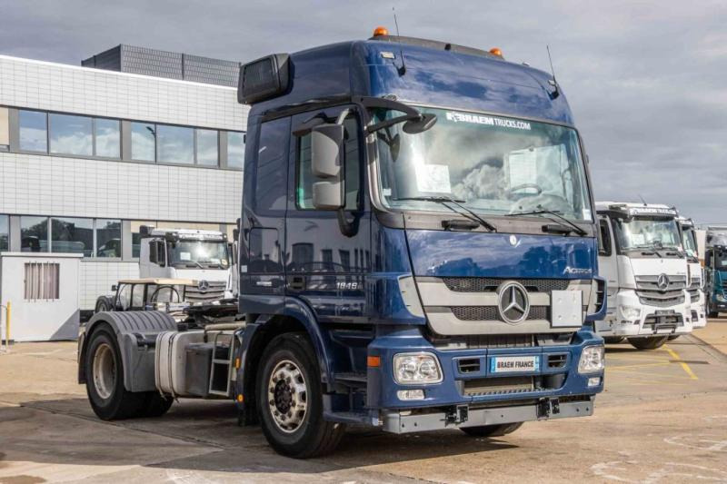 Mercedes ACTROS 1846 LS-MP3+HYDR.+ADR - Cabeza tractora: foto 3 Mercedes ACTROS 1846 LS-MP3+HYDR.+ADR - Cabeza tractora: foto 3